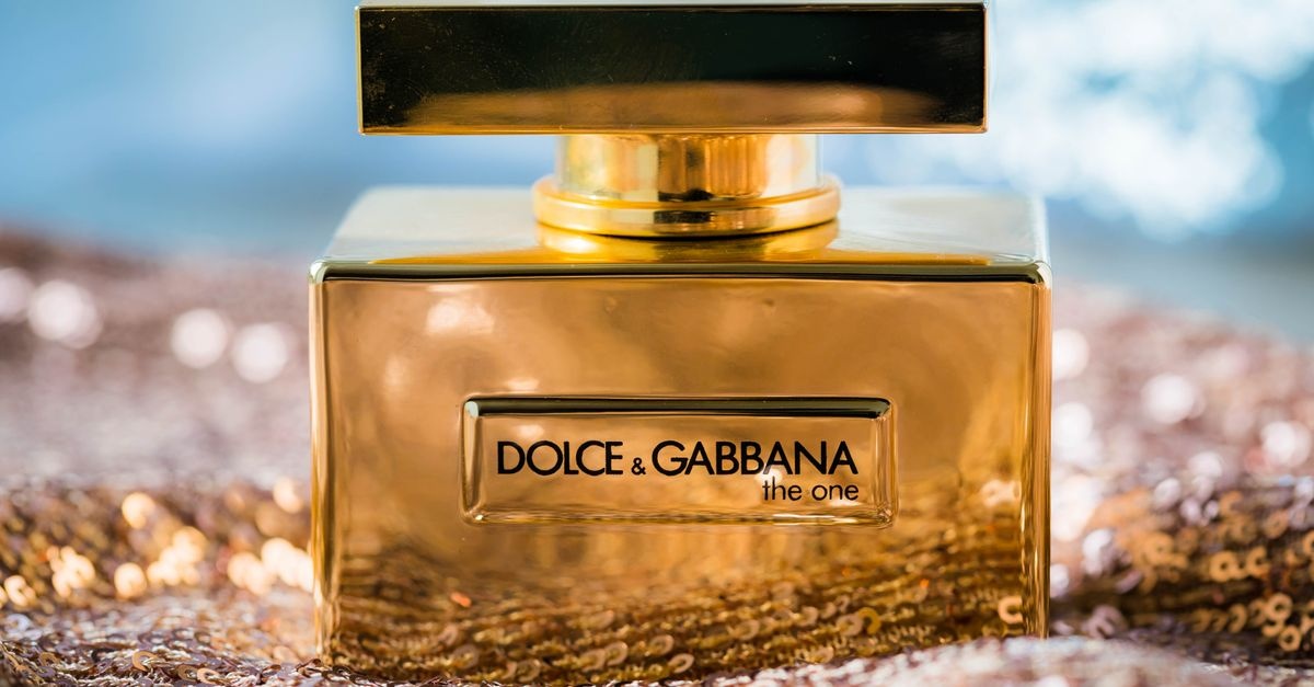 Testowanie perfum bez chaosu zapachów: sprytne sposoby, by poczuć każdy aromat osobno